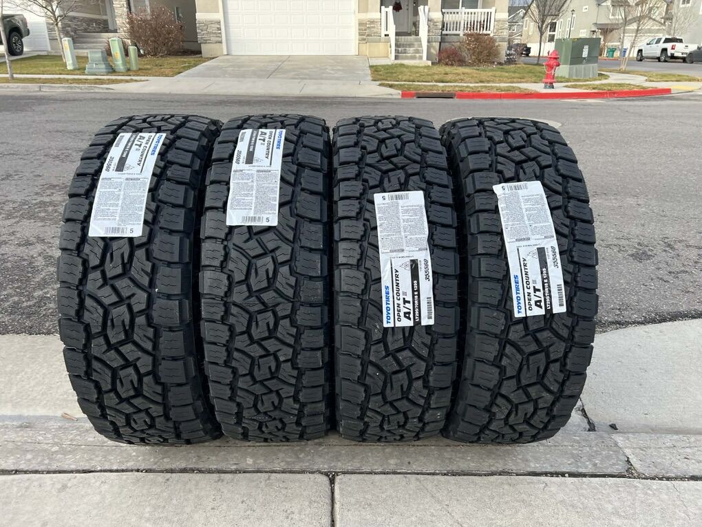 295/70R18 toyo at 3 10 new tires