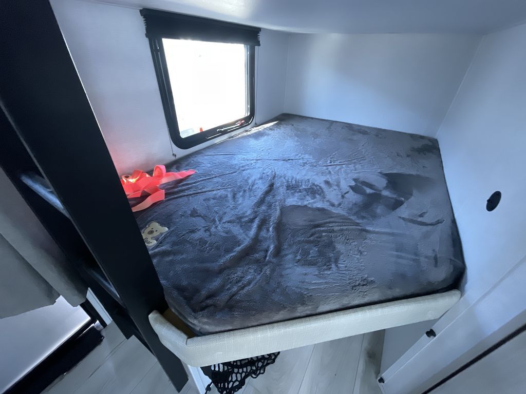 Main image 38