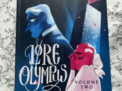 Lore Olympus Vol. 2