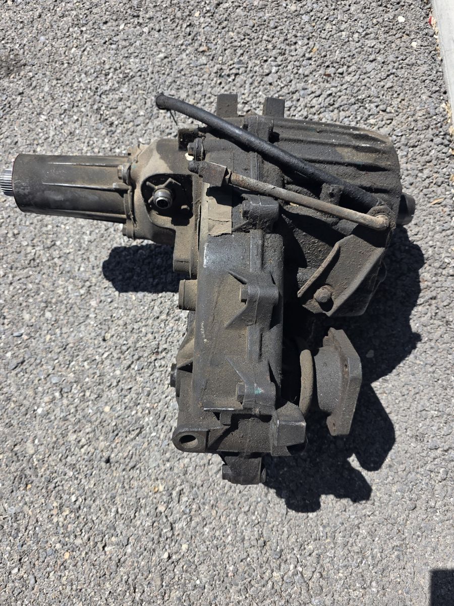 NP241 Transfer Case