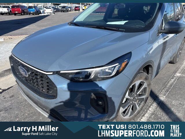 2024 Ford Escape Platinum