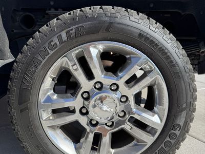 8 lug Chevy wheels & tires