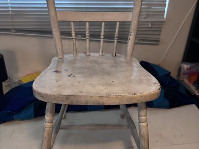 Drop-Leaf Kitchen Table with 2 Chairs