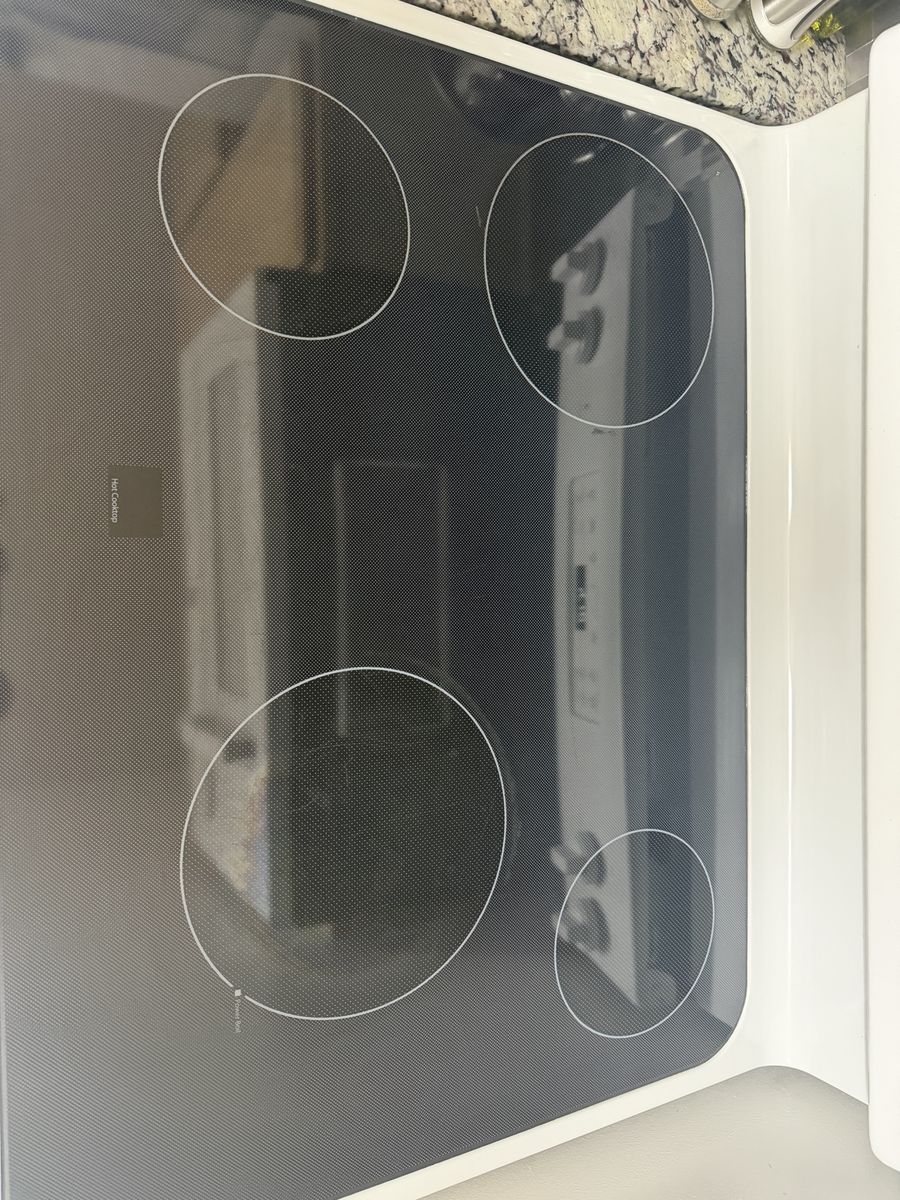 Main image 3