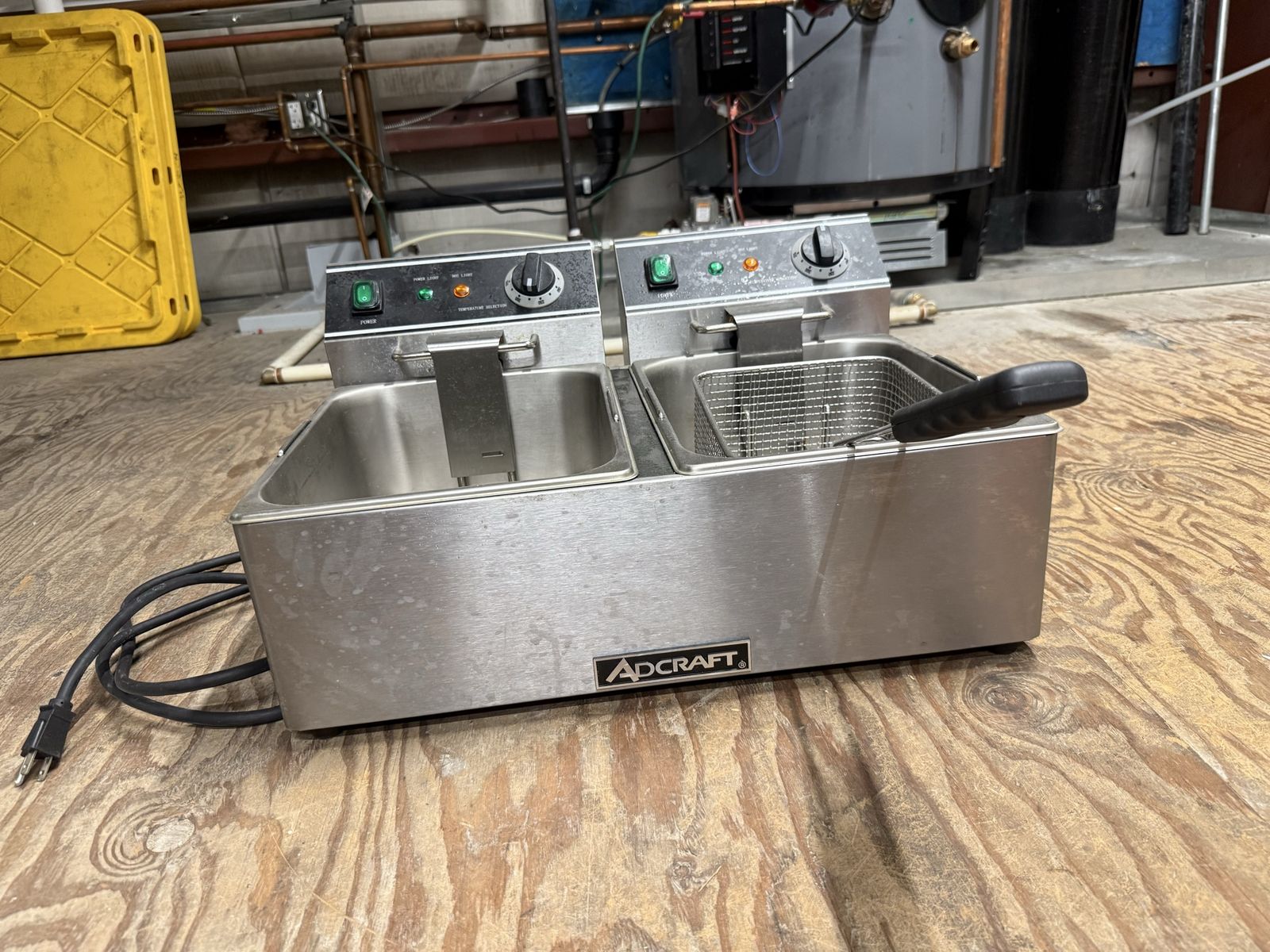 Adcraft Double Countertop Deep Fryer