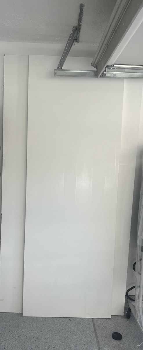 Main image 6