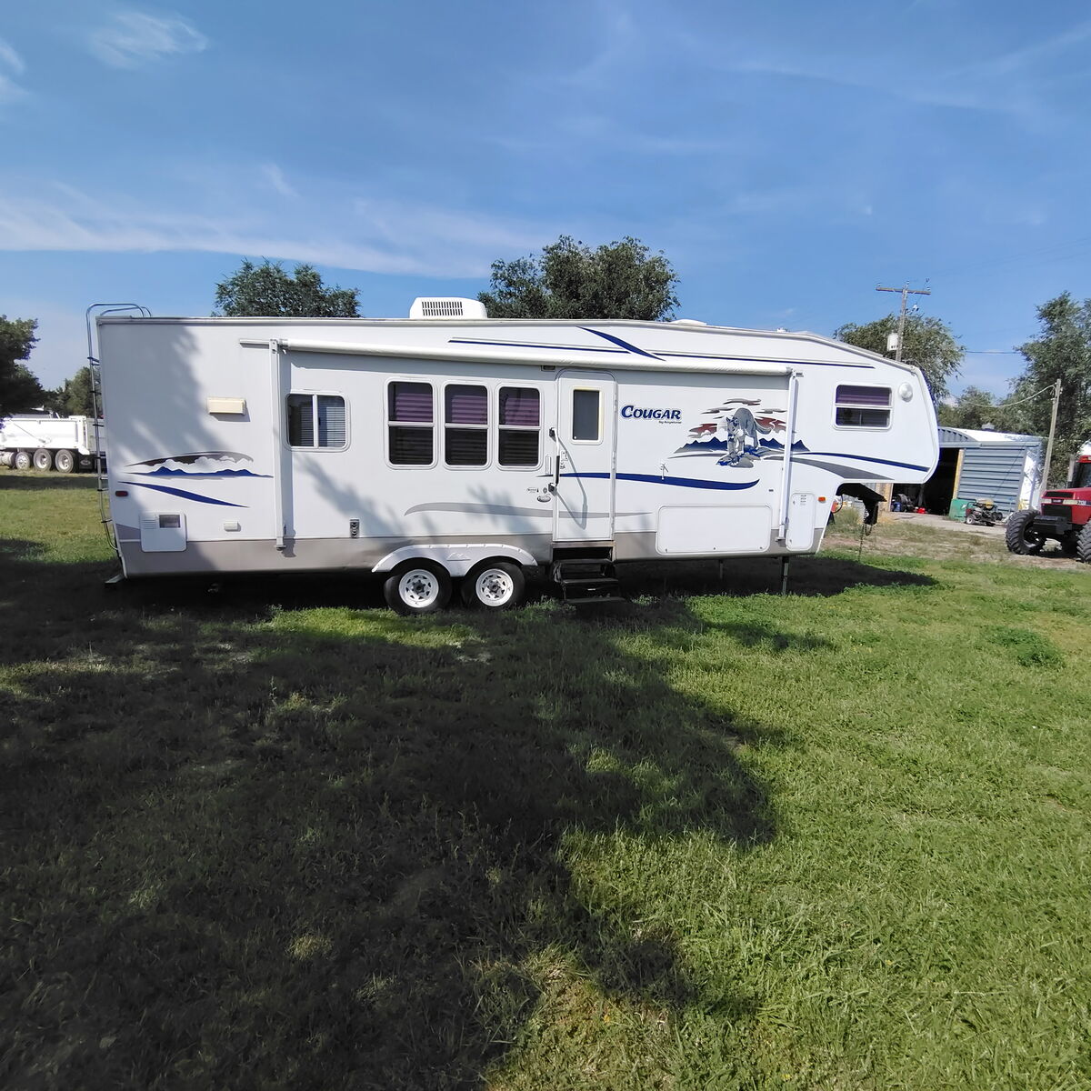 2005 Keystone Cougar Camper
