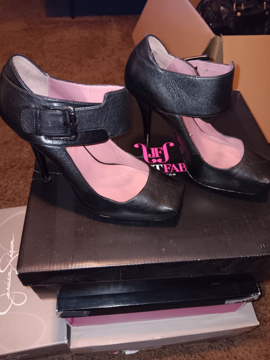 CUTE SHOES and HANDBAG FOR SELL!