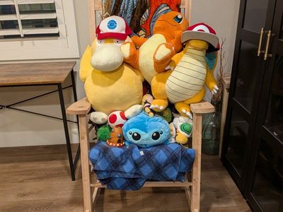 rocking chair with stuffed animals