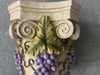 Home Decor 3 Boxes Of Items