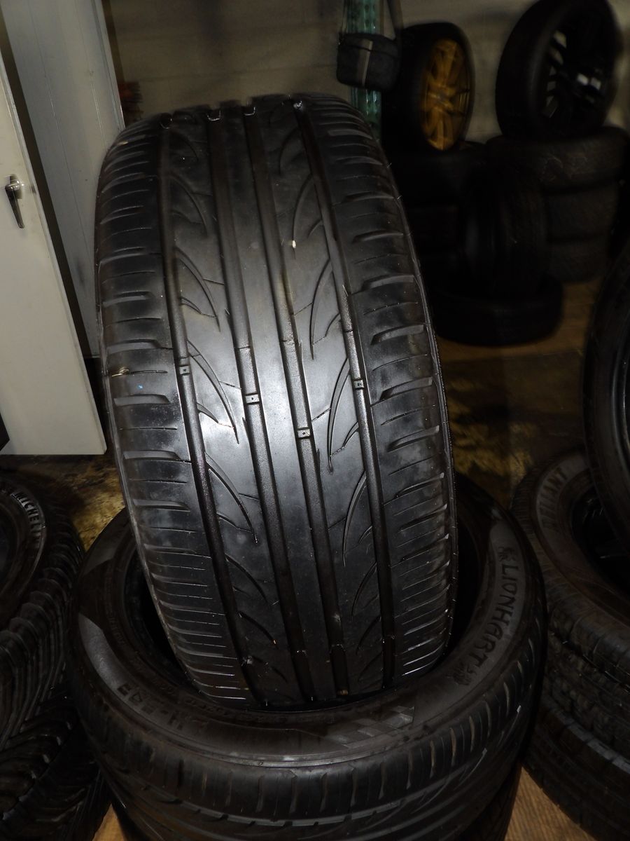 245/45R18 LION HART LH-503 PAIR OF TWO USED TIRES 