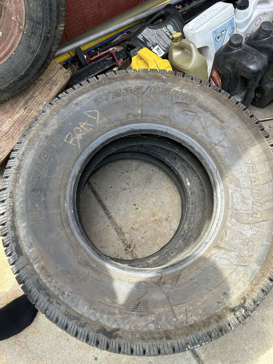 Radial ST235/85R16 Trailer Tire
