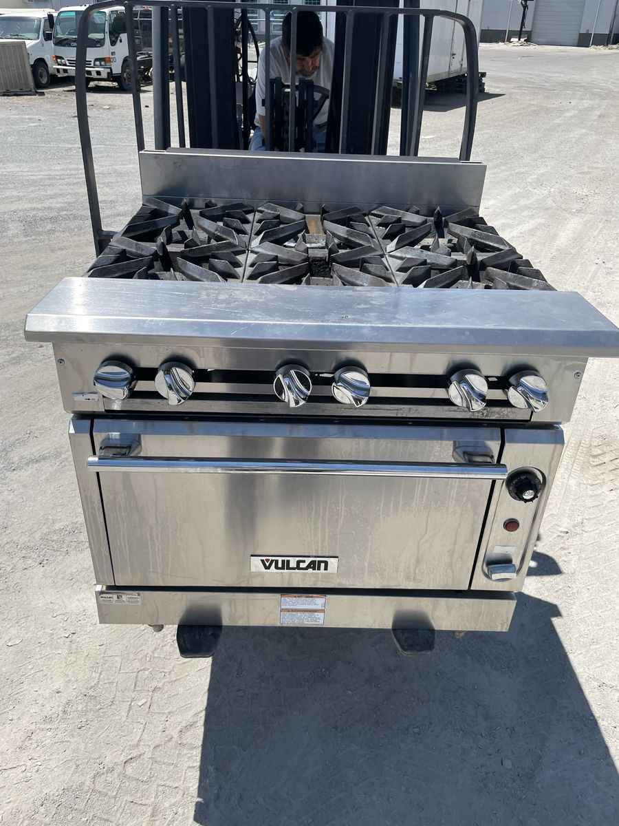 Vulcan Heavy Duty Commercial Gas Range Oven - Stainless Steel 6 Burner