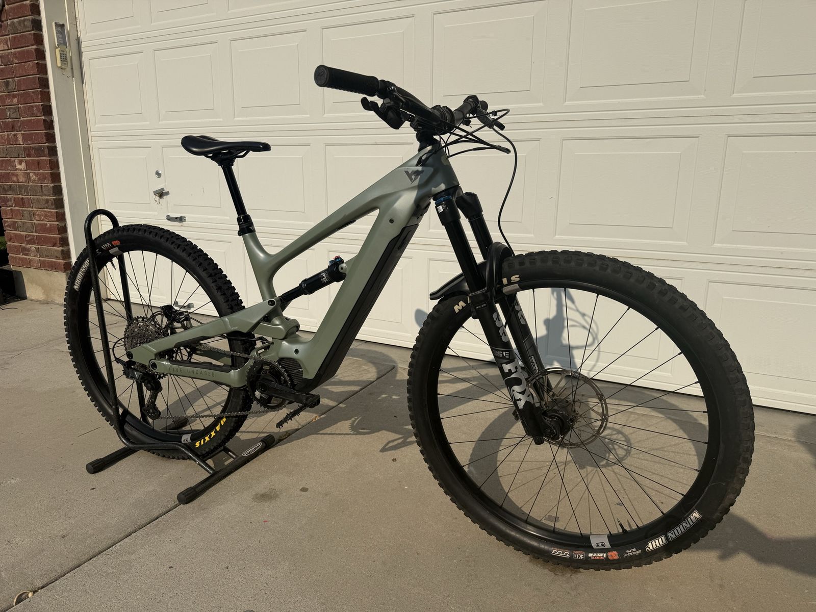 YT DECOY eMTB