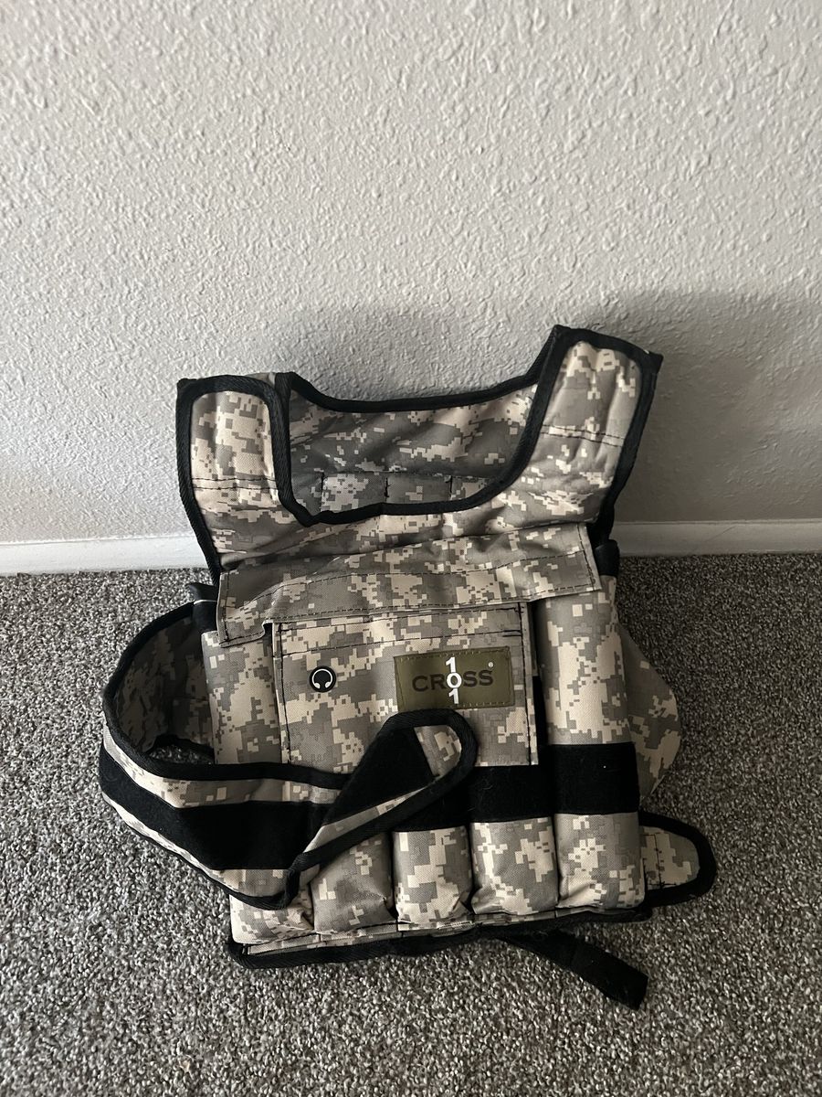 40lb weighted vest