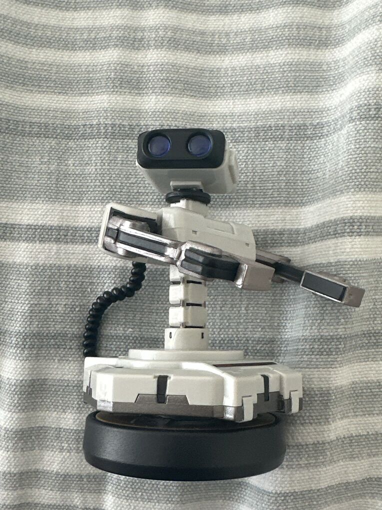 Super Smash Bros. R.O.B. amiibo Figure