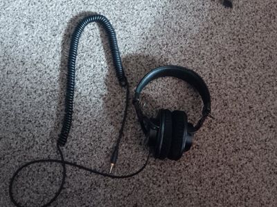 Sony mdr 7506 headphones, used