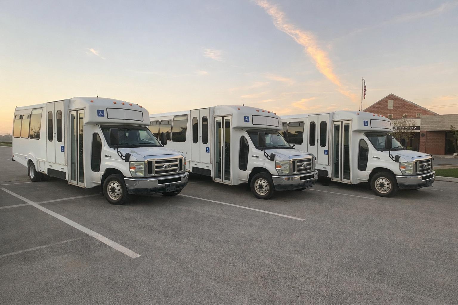 Ford E450 bus (3 available)