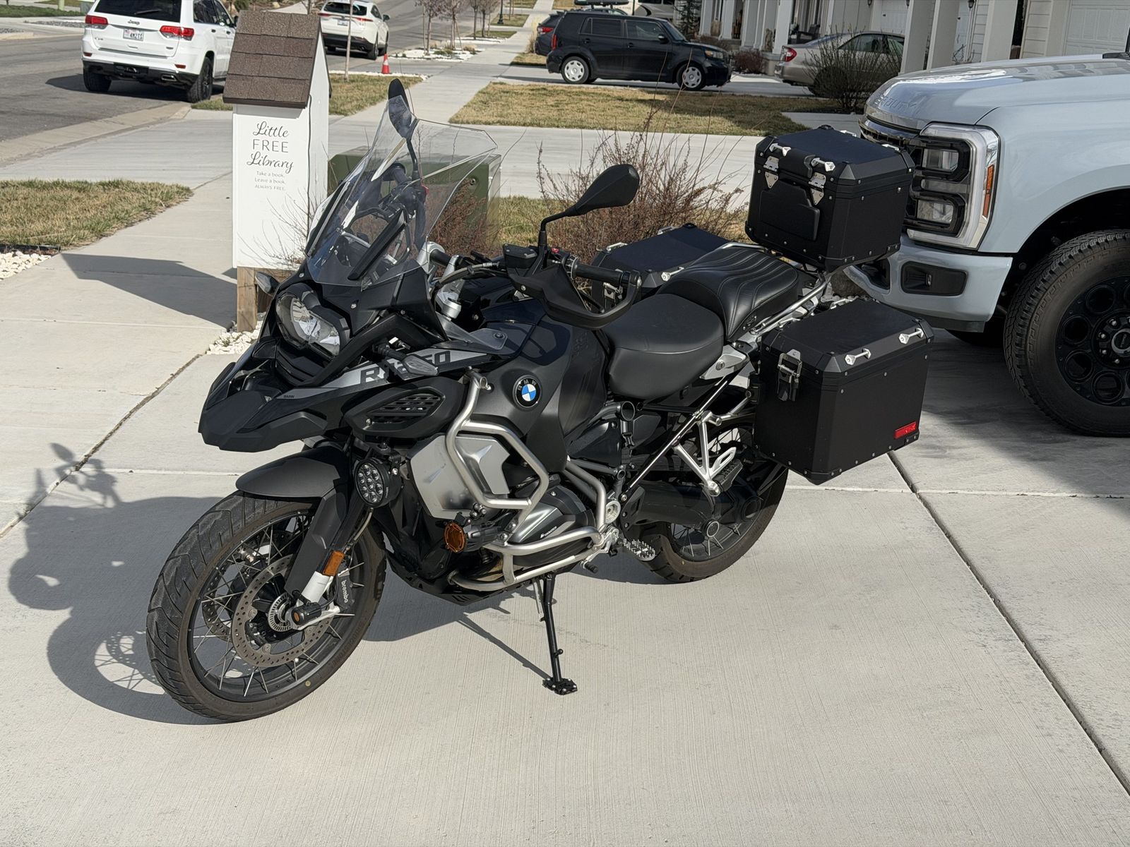 2023 BMW R1250 GS Adventure- 4,759 -Tons of Extras