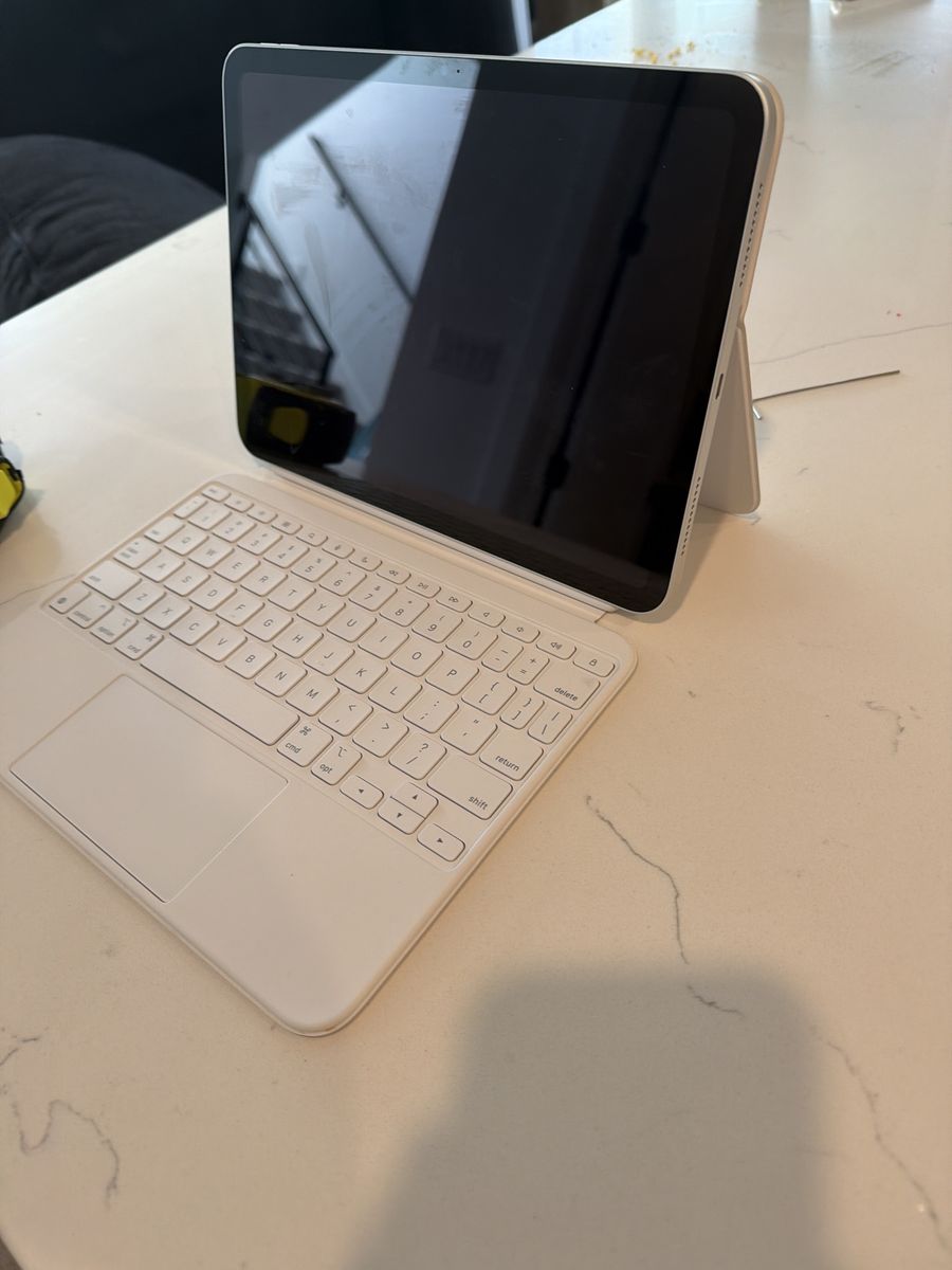 iPad 10th Gen with Magic Keyboard & Stylus (Non-Apple)
