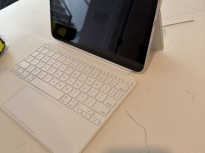 iPad 10th Gen with Magic Keyboard & Stylus (Non-Apple)
