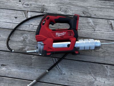 Milwaukee 18volt Grease Gun