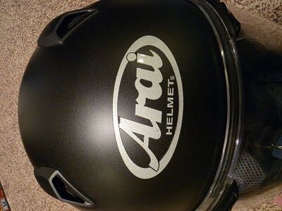 Arai Quantum-X Motorcycle Helmet Size Medium