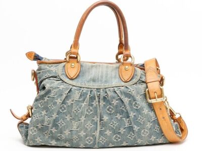 Louis Vuitton purse