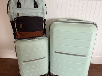 Samsonite hard-side spinner luggage 2 piece and travel backpack