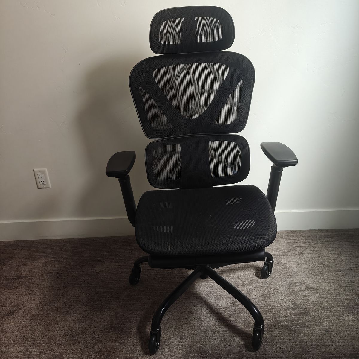 Black Ergonomic Mesh Office Chair with Headrest and Lumbar Support