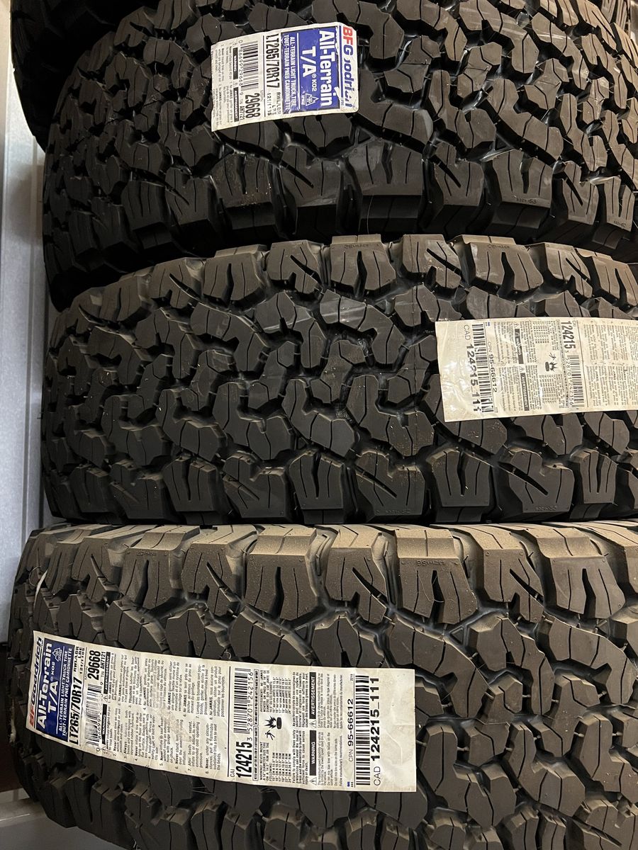 Set of 3 New BFG KO2 265/70R17 Tires 10 Ply LRE