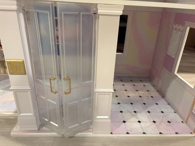 Rainbow High Fashion Doll House Wooden Playset