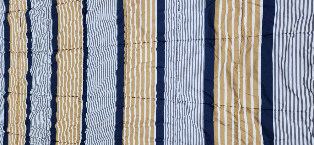 Twin Size Comforter, Double-Sided