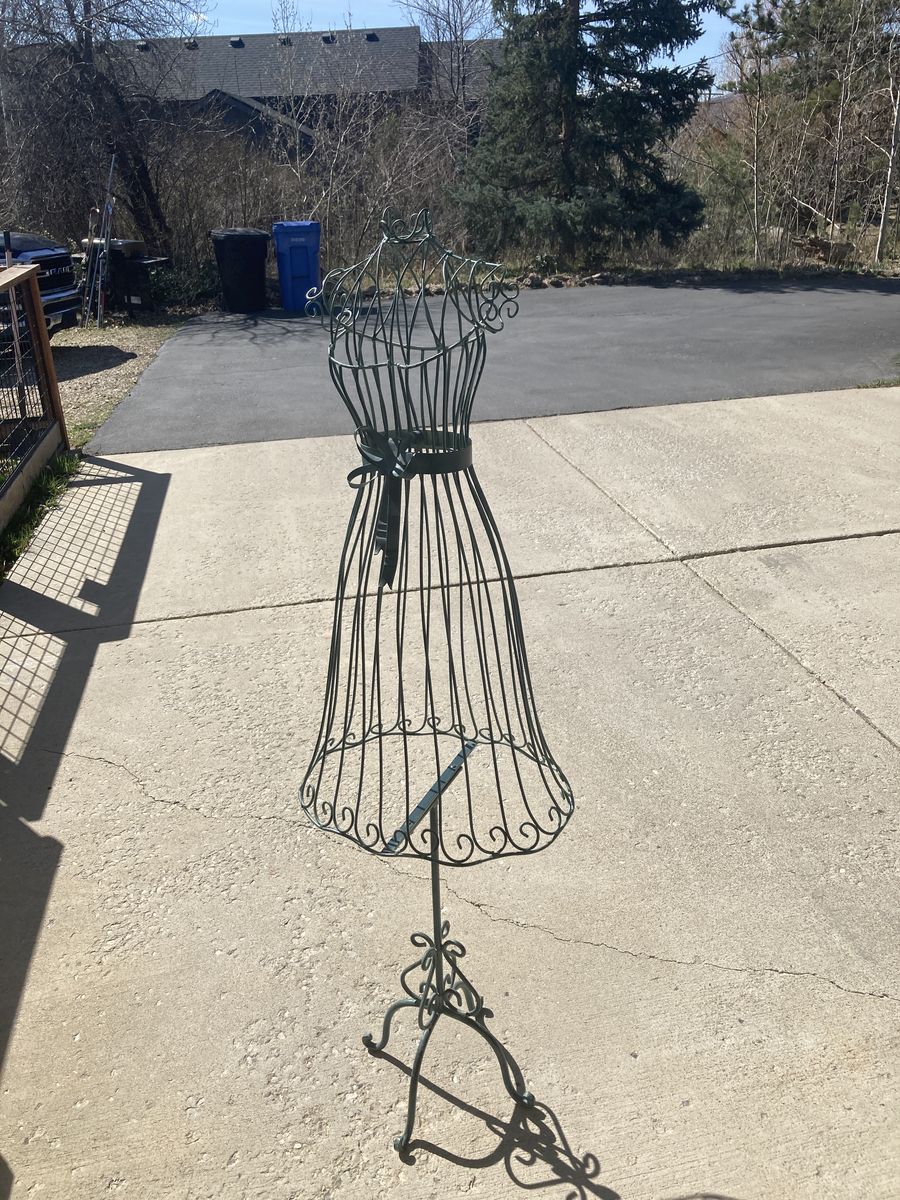 Decorative Wire Dress Form