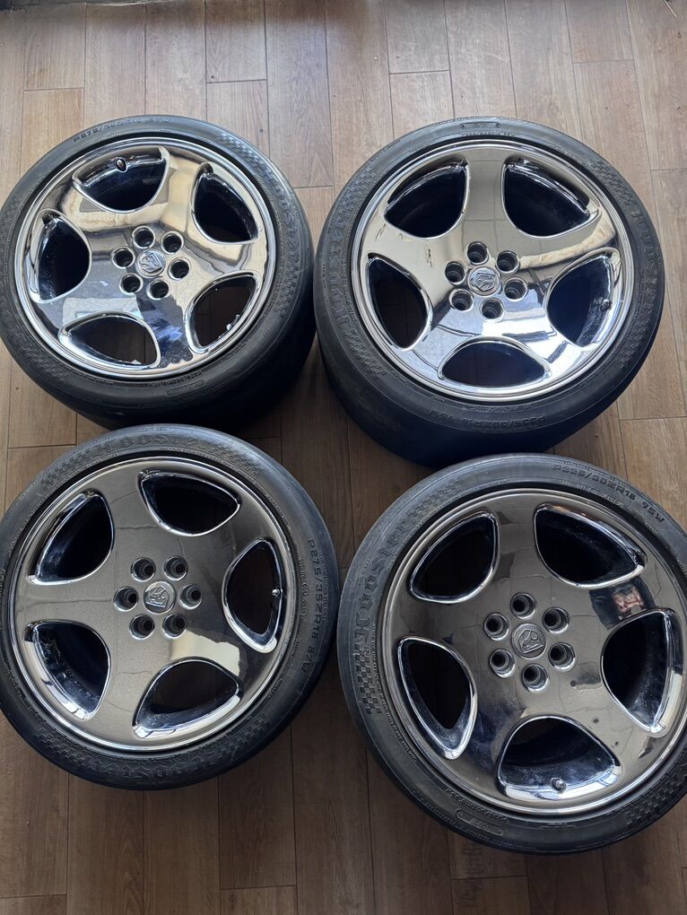 Set Of OEM Dodge Viper Wheels