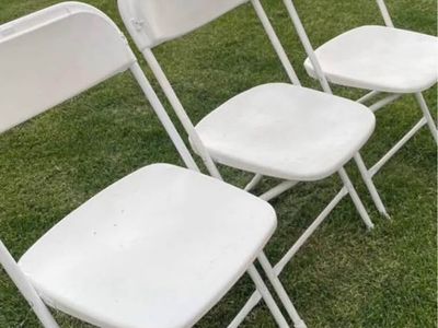 White Plastic Folding Chairs renting chairs