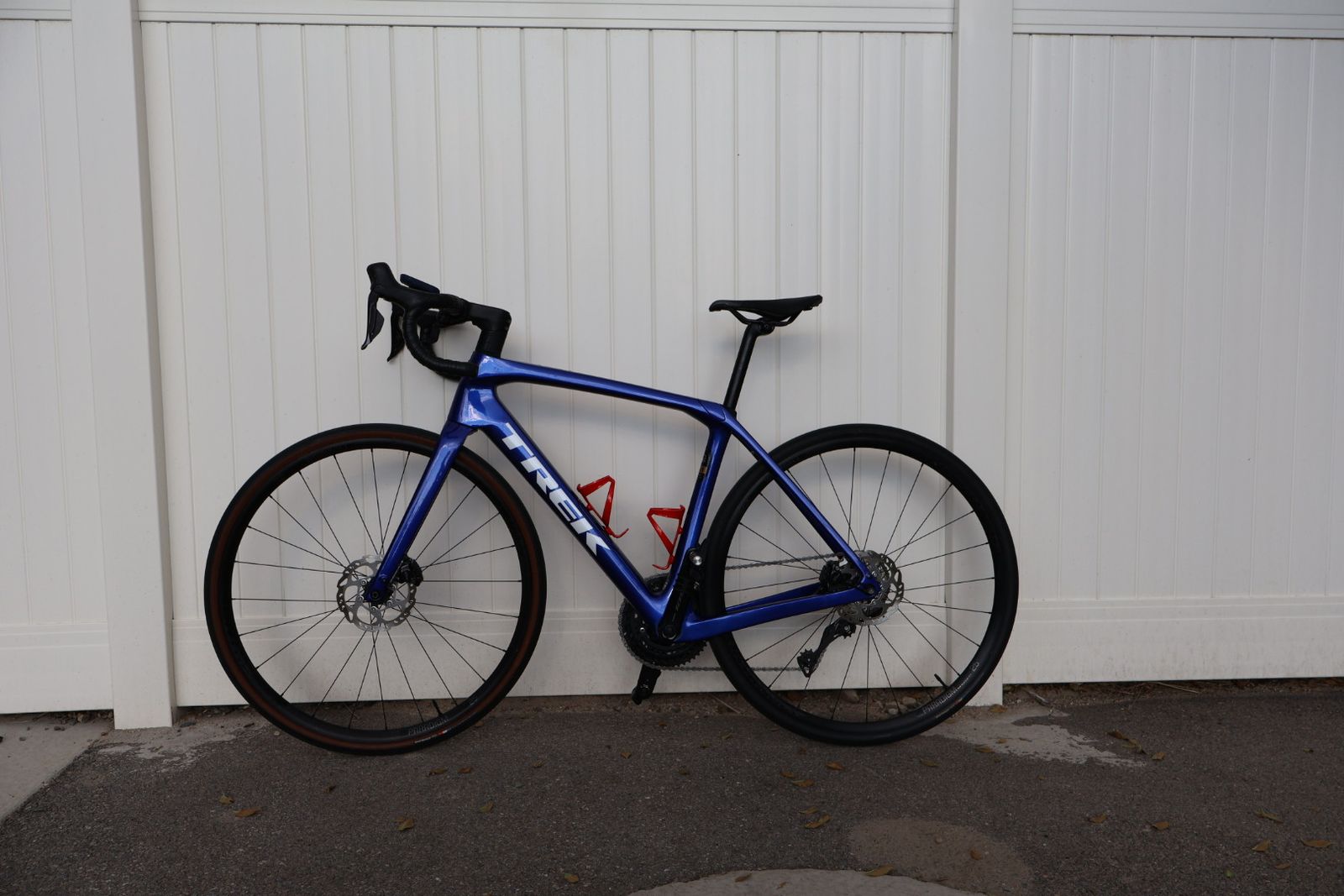 Trek Domane SL 6 Shimano Size 54 + Garmin Dual Power Meter Pedals