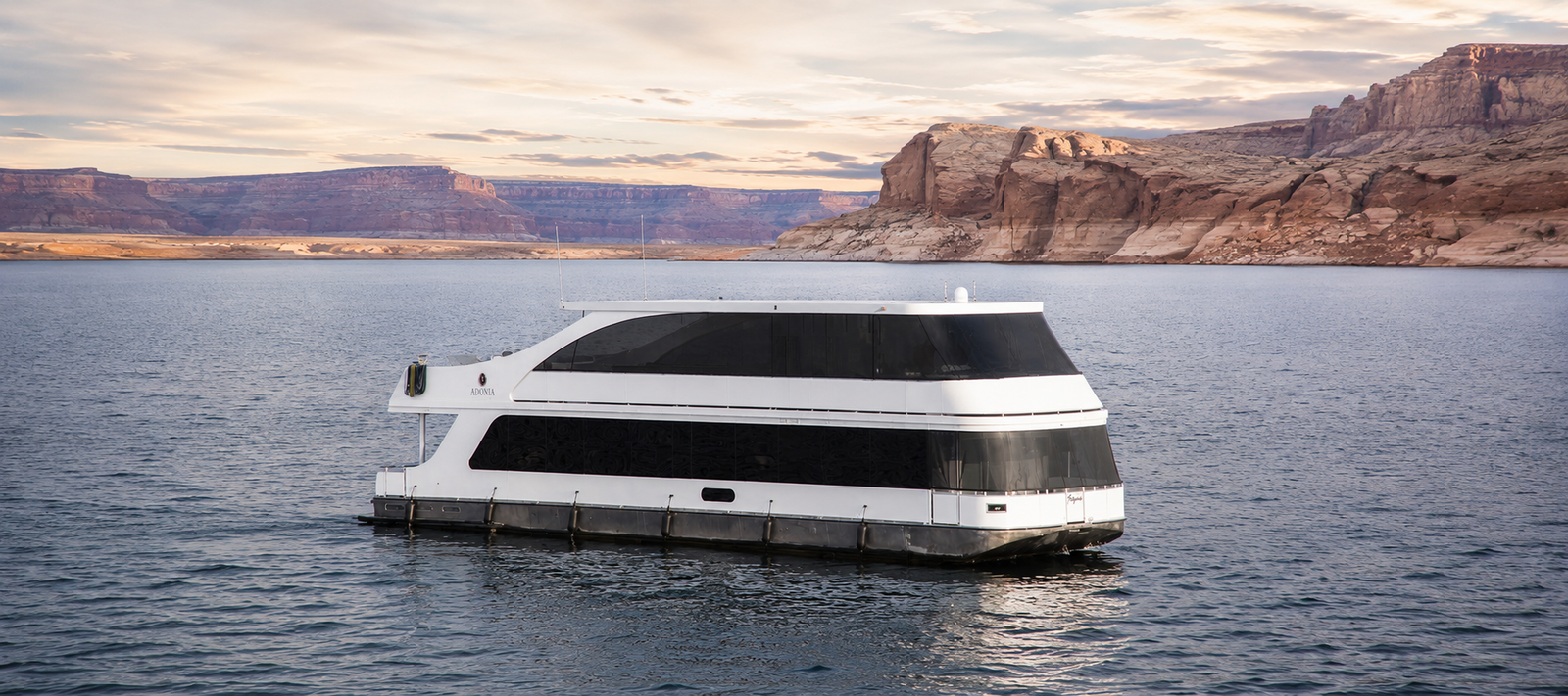 2018 Escapade - Adonia Yachts 75' x 18'