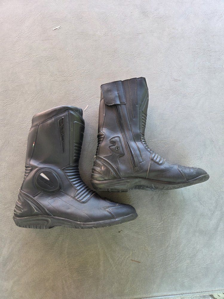 touring boots