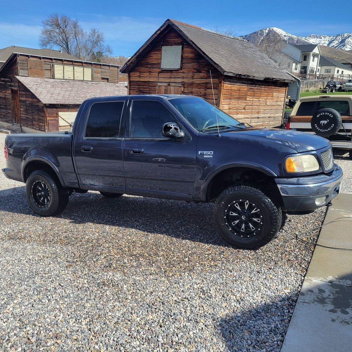 2001 FORD F150 Lariat
