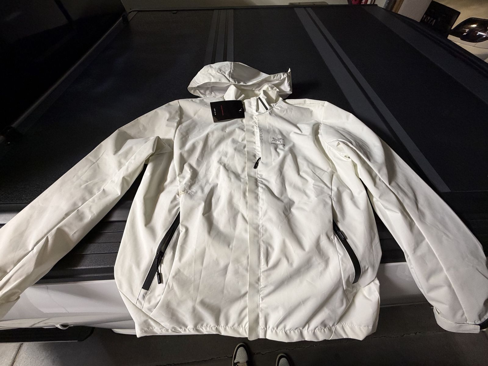 Arc'teryx Endorphin Men's White UPF 45 Windbreaker Jacket Size XL New with Tags