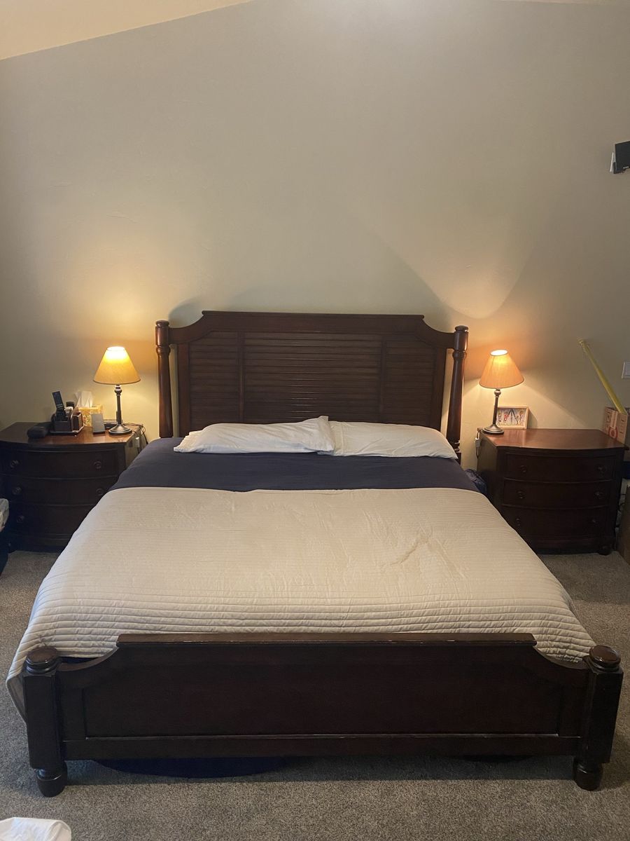 Dark Wood Sleigh King Size Bed Frame with Louvered Headboard and Footboard
