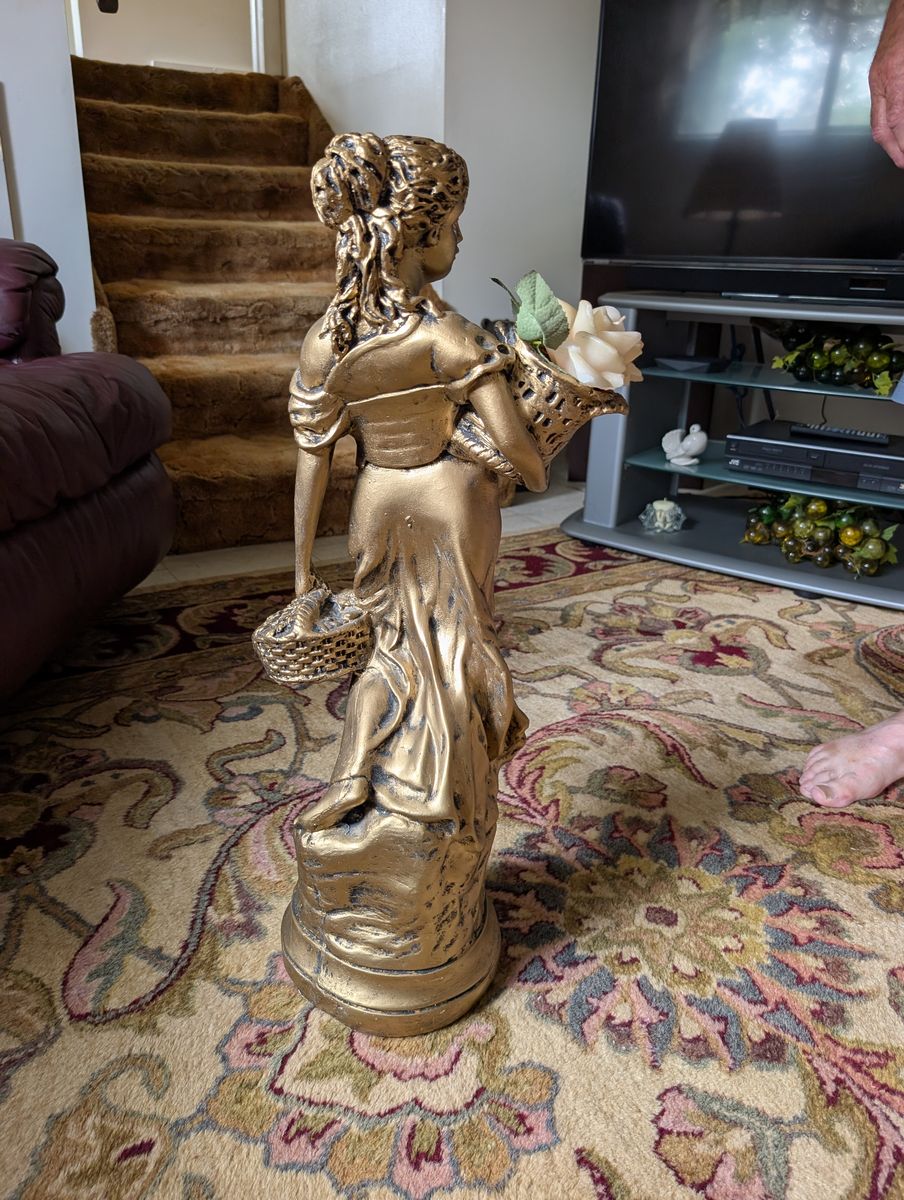 Main image 2