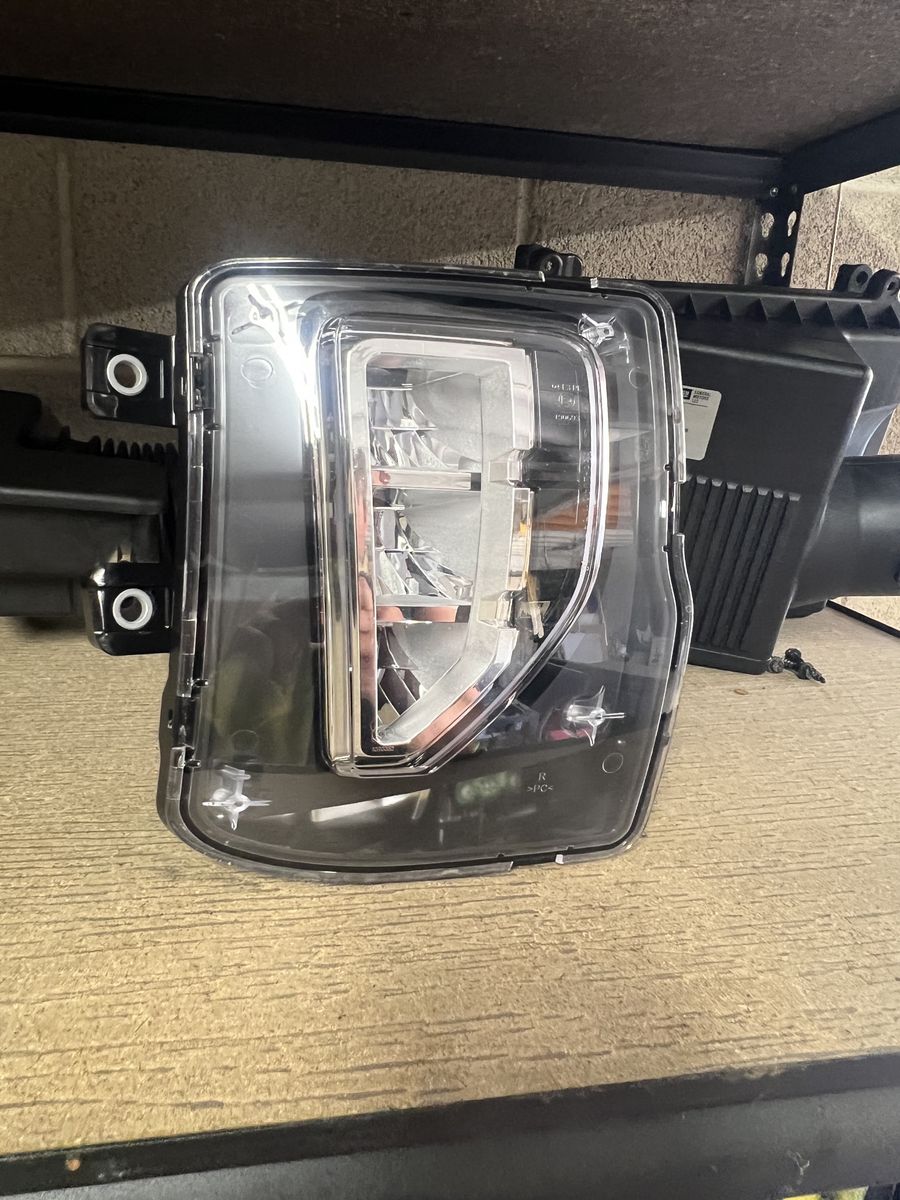 Silverado Passenger Fog Light