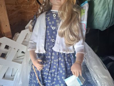 Master Piece Gallery Christel Limited Edition Porcelain Collectible Doll Gaby Jaques
