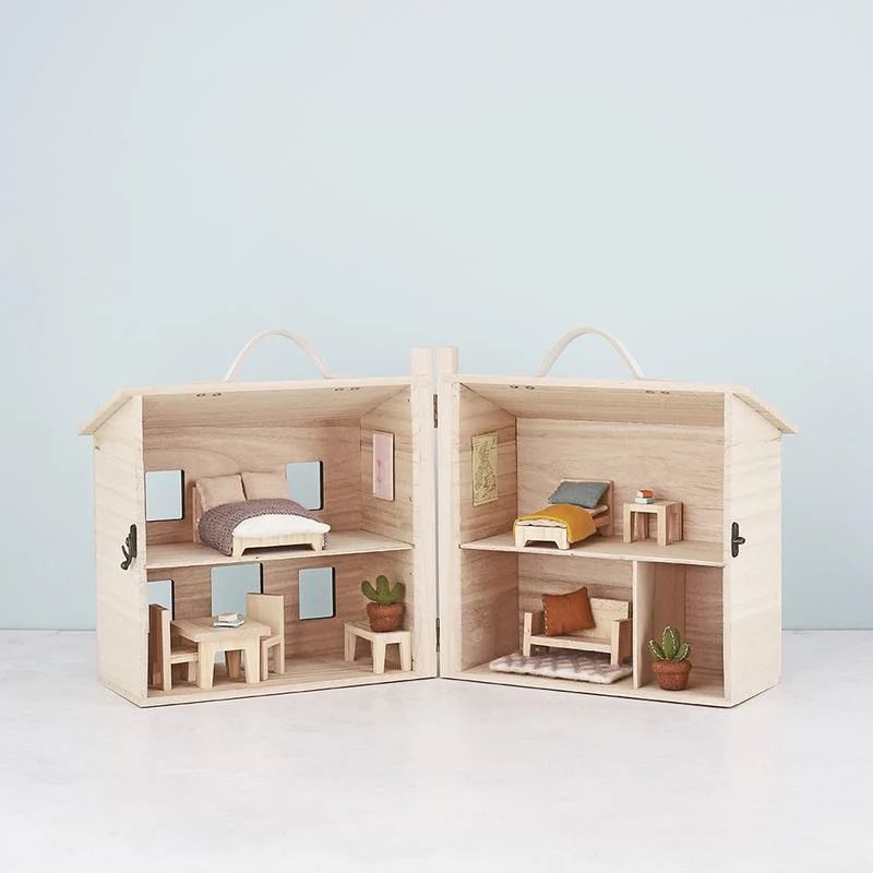 Portable Doll House— Ollie Ella