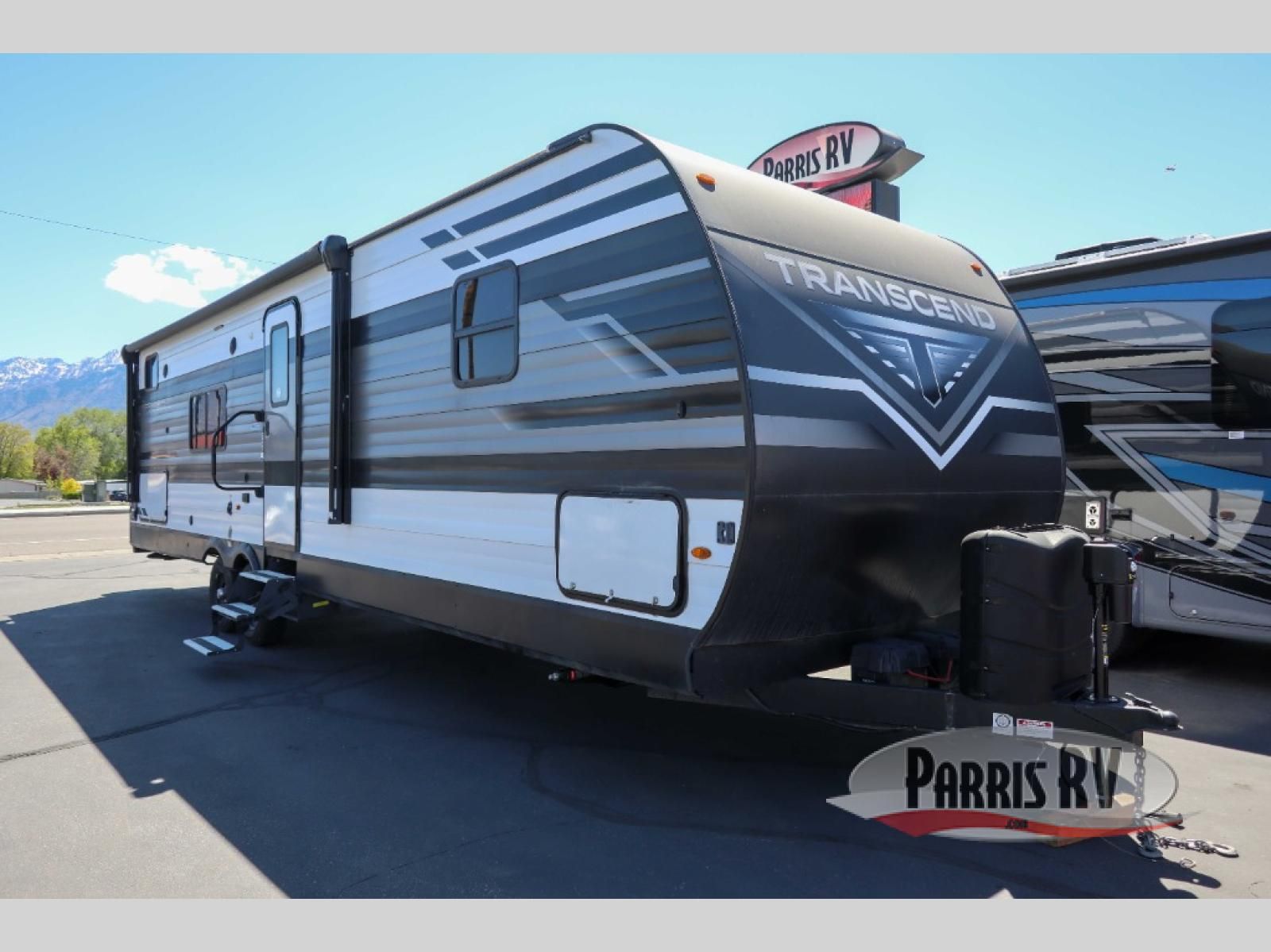 Used 2022 Grand Design Transcend Xplor 297QB