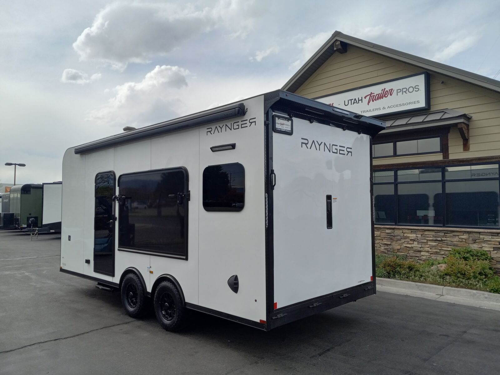 8x20 / 8.5x20 Toy Hauler Travel Trailer Enclosed Cargo Camper