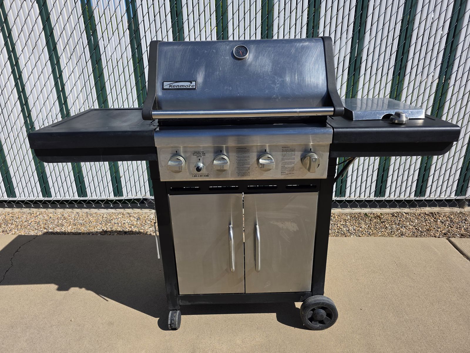 Kenmore 3 Burner Grill With Side Burner