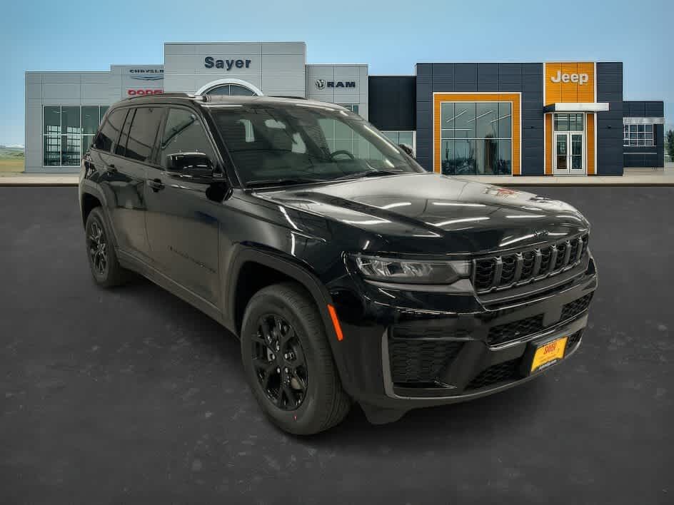 2026 Jeep Grand Cherokee Altitude